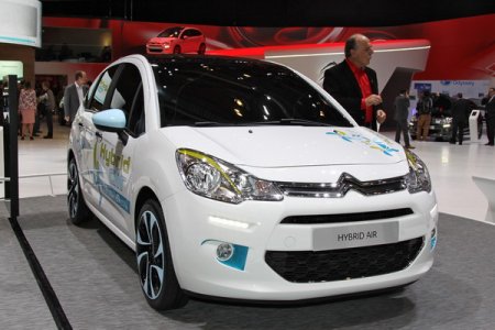 http//www.avtomanual.com/uploads/posts/2013-03/thumbs/1363947946_citroen-hybrid-air-2013.jpeg