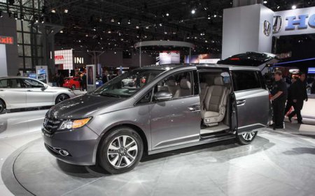 http//www.avtomanual.com/uploads/posts/2013-05/thumbs/1369760063_honda-odyssey-2014.jpg