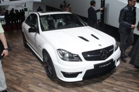 http//www.avtomanual.com/uploads/posts/2013-05/thumbs/13699151_mercedes-c63-amg-edition-507.jpg