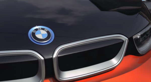 электромобиль BMW